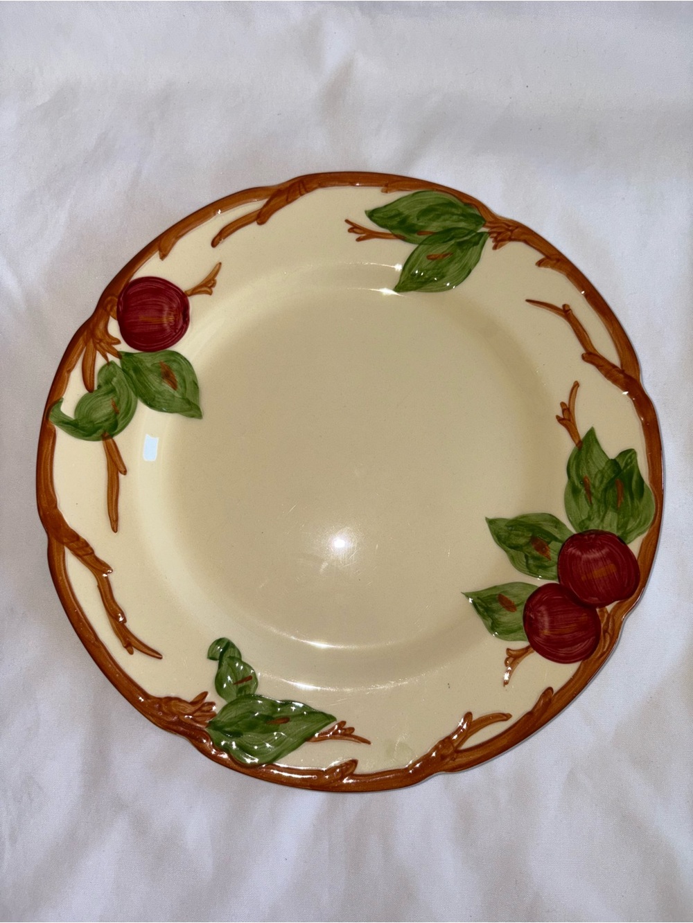 Franciscan Apple Dinner Plates Set of 3 Vintage 10.5” Hand Painted USA - Picture 6 of 7